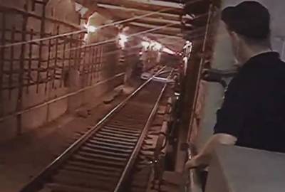 Хищник очутился в харьковском метро, видео: "Запрещают снимать"