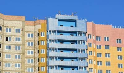 В РФ до 15 октября проработают ограничения на строительство жилья в зонах подтопления