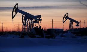 Нефть Brent упала ниже $67 впервые с мая