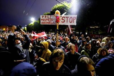 В Латвии прошла акция протеста против принудительной вакцинации