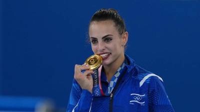 Гимнастка Ашрам объяснила победу на Олимпиаде фразой: «Я не русская»