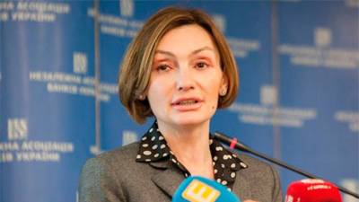 Екатерина Рожкова опровергла сообщения о признании апелляционным судом законным выговор Совета НБУ ей и Сологубу