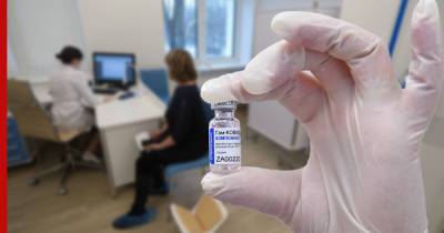 Вакцинация "Спутником V" не влияет на репродуктивное здоровье, заявили врачи