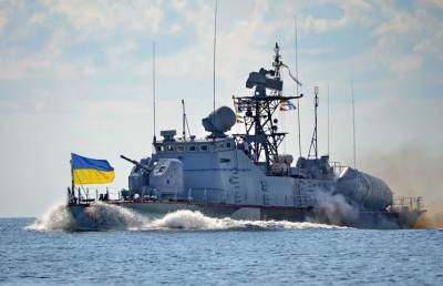 Корабли ВМСУ открыли беспорядочную стрельбу в Азовском море