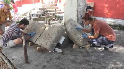 В Турции обнаружены уникальные античные барельефы