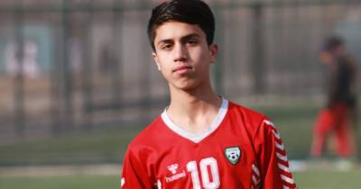Хотел сбежать из Афганистана: молодой футболист погиб в отсеке шасси самолета (ФОТО, ВИДЕО)