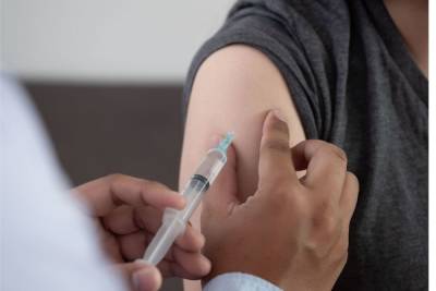 Ученые из СПбГУ объяснили, как прививка от туберкулеза защищает от COVID-19