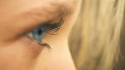 Немецкие ученые создали человеческий глаз из стволовых клеток