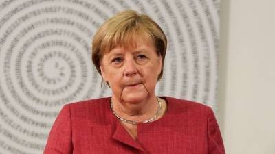 Политолог назвал визит Меркель в Россию ударом для Зеленского