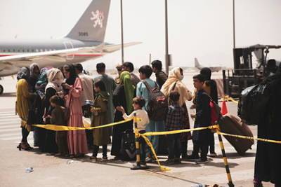 США раскрыли число находящихся в аэропорту Кабула людей