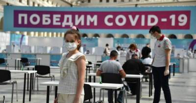 Собянин рассказал о неэффективности "железного занавеса" от COVID в РФ
