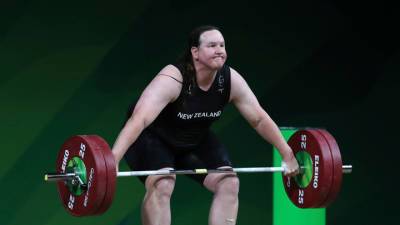 Трансгендер на Олимпиаде: сегодня Хаббард может выиграть медаль в штанге
