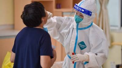 В китайском Нанкине закрывают общественные места в целях профилактики пандемии