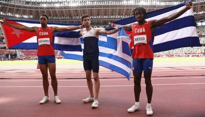 Грек Тентоглу выиграл золото Олимпиады в прыжках в длину