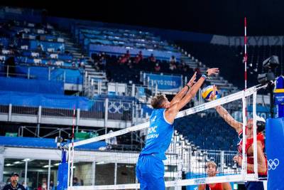 Смоленский волейболист Константин Семенов вышел в четвертьфинал Олимпиады в Токио