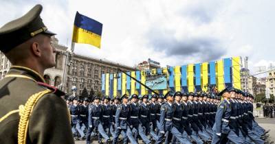 Военный парад и Крымская платформа: Зеленский представил программу мероприятий ко Дню Независимости