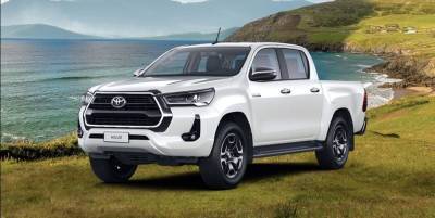 В России начались продажи новой версии пикапа Toyota Hilux