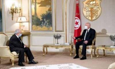 Президент Туниса принял главу МИД Алжира