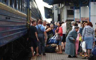 Поезда в Украине все еще задерживаются: УЗ обновила список