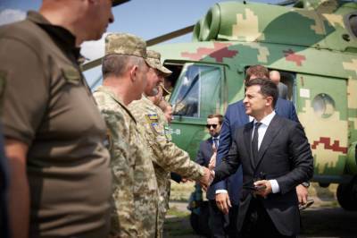 Советник офиса президента Украины объяснил перестановки в командовании ВСУ