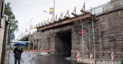 Рижская дума собирается просить займ в размере 120 млн евро на ремонт мостов и набережной Мукусалас