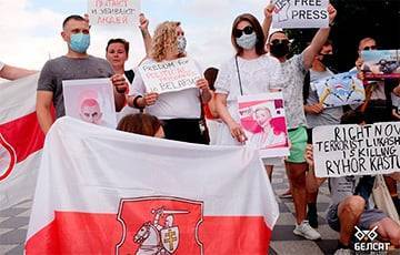 Как в Батуми каждое воскресенье проходят акции солидарности с народом Беларуси