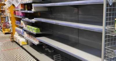 Москвичи пожаловались на пустые полки в продуктовых магазинах