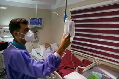 В Иране рекордное количество людей заразилось коронавирусом
