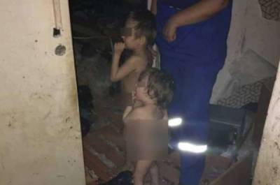 В захламлённой квартире в Ульяновске нашли двух детей