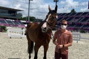 На Олимпиаде в Токио пришлось усыпить лошадь