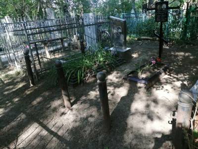 Цепи и ограды украли с кладбища в Дзержинске