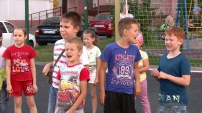 В регионе 159 500 детей получат по 10 000 рублей