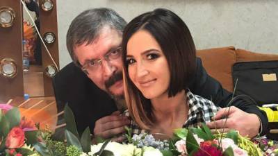 Ольга Бузова отдала миллион рублей на лечение зубов отца