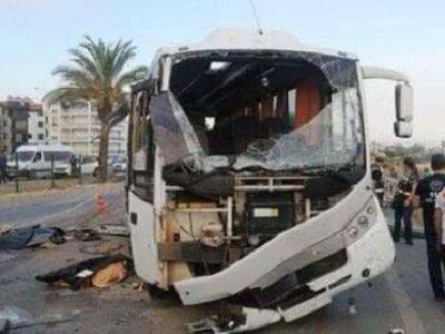 При аварии автобуса с российскими туристами погибли четыре человека