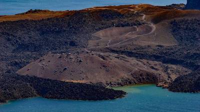 Извержения вулканов на острове Санторини связаны с изменениями уровня моря - ученые