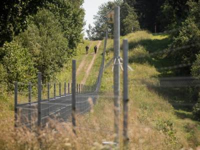 Погранслужба Литвы предложила отгородиться от Беларуси четырехметровым забором с колючей проволокой