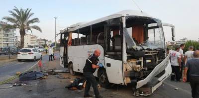 В Турции автобус с российскими туристами попал в ДТП: много жертв и раненых
