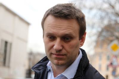 Макрон пообщался с Путиным и вновь призвал освободить Навального