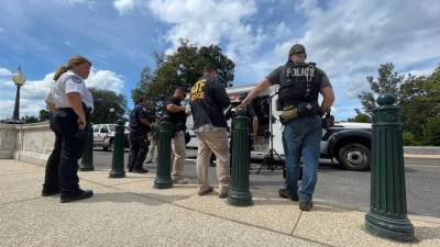 Полиция не обнаружила взрывное устройство в автомобиле в центре Вашингтона