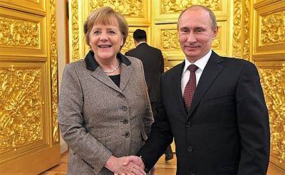 Меркель последний раз проведет в Москве встречу с Путиным в ранге канцлера ФРГ