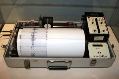 В Атлантическом океане произошло землетрясение магнитудой 5,1