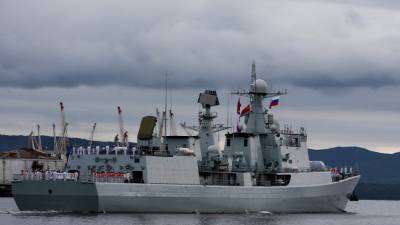 ВМФ России отработал развертывание мобильных причалов