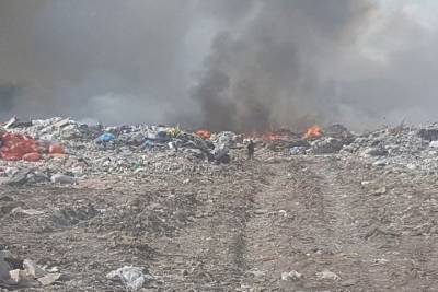 Работники новосибирских свалок скрывали факты пожаров на мусорных полигонах