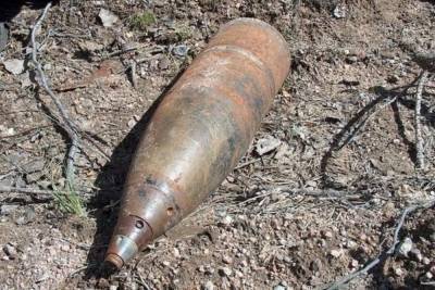 В Смоленской области обнаружили крупный артиллерийский снаряд времен ВОВ