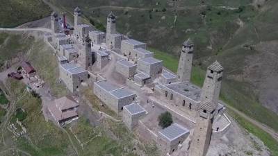 В Чечне открылся уникальный исторический комплекс — восстановленная крепость XIII века