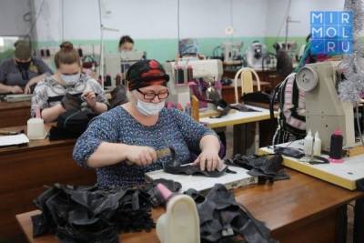 В Дагестане растут объёмы производства обуви
