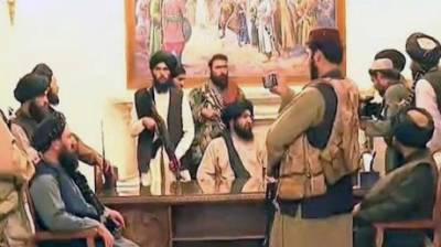 Названа неожиданная причина, по которой мужчины-талибы подводят глаза - penzainform.ru - Россия - Афганистан