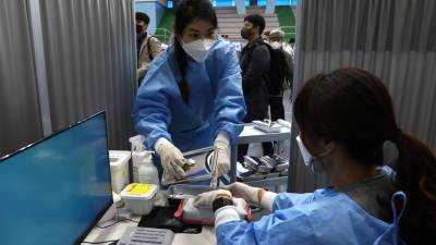 Регулятор Южной Кореи начал предварительное рассмотрение данных о вакцине «КовиВак»