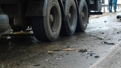 Водитель мопеда погиб под колесами КамАЗа под Геленджиком