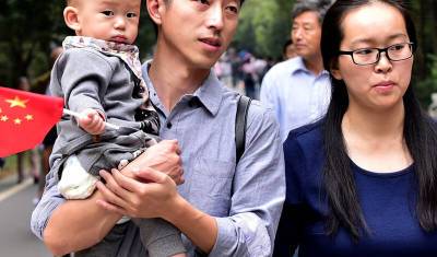 В Китае семьям позволили заводить третьего ребенка
